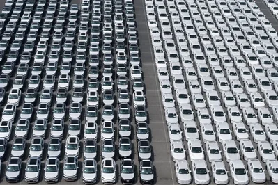 Chinese regulators have introduced stricter payment rules for automakers to curb delays and eliminate non-cash instruments. The measures target the industry price war and aim to protect small suppliers.