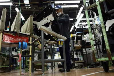 Japanese manufacturing business confidence climbed in September to its highest level since late 2021. The improvement was driven by robust demand for semiconductors and data center equipment. Firms remain optimistic despite lingering downside risks.