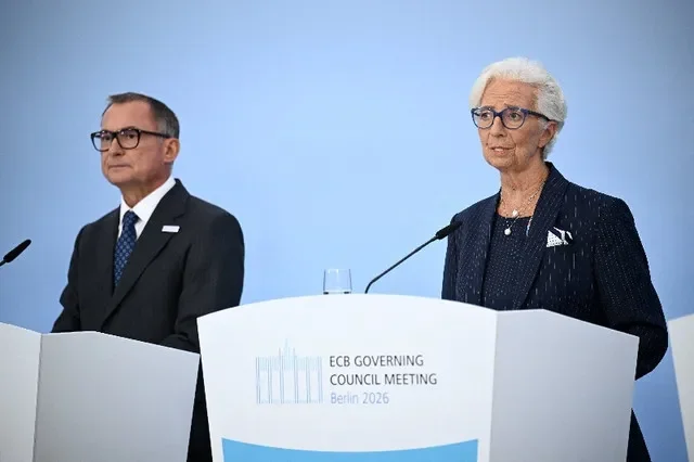La presidenta del Banco Central Europeo, Christine Lagarde, y el presidente del Deutsche Bundesbank, Joachim Nagel, participan en una conferencia de prensa tras la reunión del Consejo de Gobierno del BCE en la casa de huéspedes del Deutsche Bundesbank en Berlín, Alemania, el 10 de septiembre de 2026. REUTERS/Annegret Hilse