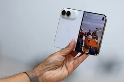 Apple ra mắt iPhone Duo gập giá 1.999 USD