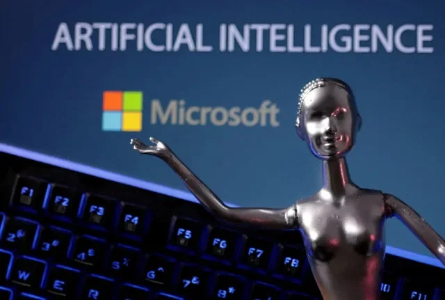 資料照:2023年5月4日拍攝的插圖中可見Microsoft標誌與AI Artificial Intelligence字樣。路透社/達多·魯維奇/插圖/資料照