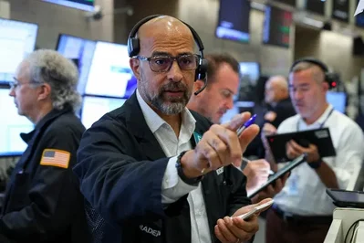 المستثمرون يتأهبون لرفع أسعار الفائدة من قبل الفيدرالي