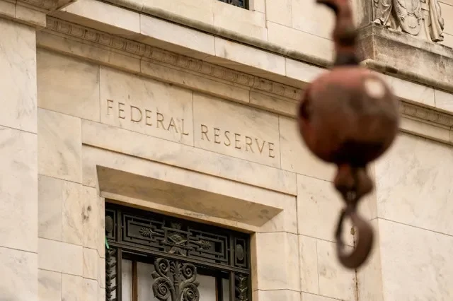 FILE PHOTO: View of the facade as construction continues on the Federal Reserve Board building, in Washington, D.C., U.S., September 17, 2025. REUTERS/Ken Cedeno/File Photo