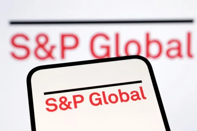โลโก้ของ S&P Global ปรากฏในภาพประกอบนี้ซึ่งถ่ายเมื่อวันที่ 29 มกราคม 2025 REUTERS/Dado Ruvic/ภาพประกอบ