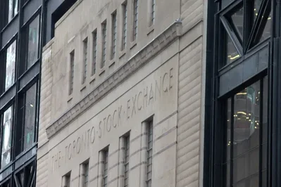TSX Slips as Oil-Driven Inflation Worries Persist