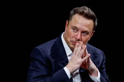 Musk Resolves Apple Antitrust Suit