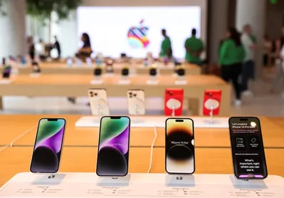الهند تحقق بضمان برمجيات Apple