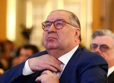 França busca retirar sanções da UE contra Usmanov