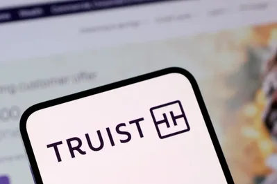 Truist Financial bán danh mục cho vay ô tô trị giá 5,5 tỷ USD