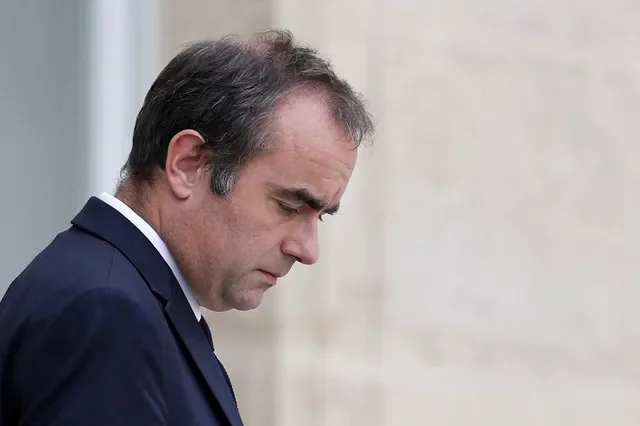 French Prime Minister Sebastien Lecornu leaves following the weekly cabinet meeting at the Elysee Palace in Paris, France, September 10, 2026. REUTERS/Benoit Tessier