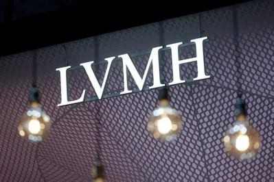 LVMH Signed 2002 Pact to Buy Hermes Shares