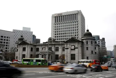 BOK to Weigh Inflation and Growth for Rate Hikes