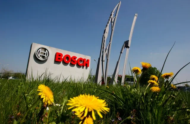 Vista da entrada da fábrica da fabricante alemã de componentes automóveis Robert Bosch em Tienen, Bélgica, em 21 de abril de 2009.