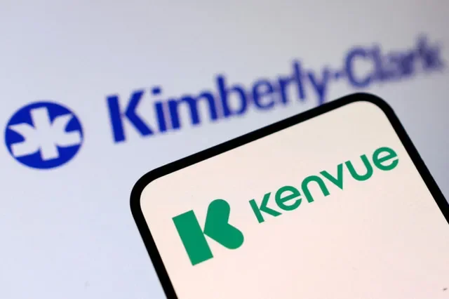 تظهر شعارات Kimberly Clark وKenvue في هذا الرسم التوضيحي الملتقط في 13 سبتمبر 2026. رويترز/Dado Ruvic/رسم توضيحي