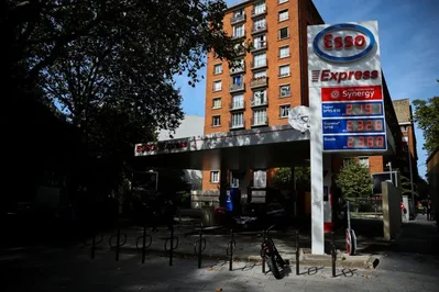 France Expands Fuel Price Relief for Workers
