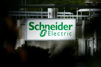 Schneider ofrece 1.200 millones de euros por Shelly