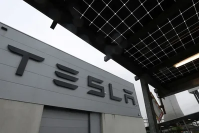 FSD ของ Tesla ขับเร็วเกินกำหนดในการทดสอบความปลอดภัยที่เบลเยียม