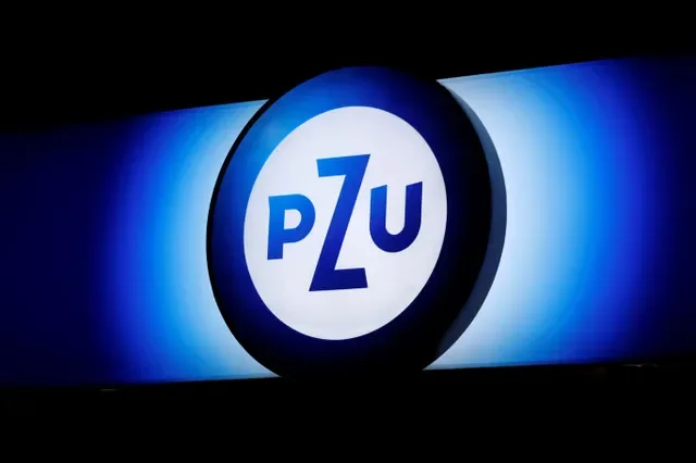 โลโก้ของ PZU ปรากฏอยู่ที่สำนักงานใหญ่ในกรุงวอร์ซอ ประเทศโปแลนด์ เมื่อวันที่ 18 กันยายน 2017 ภาพถ่ายเมื่อวันที่ 18 กันยายน 2017 สำนักข่าว REUTERS/Kacper Pempel