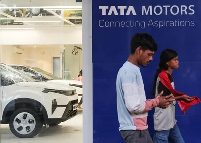Tata Motors Warns of Margin Pressures From Costs