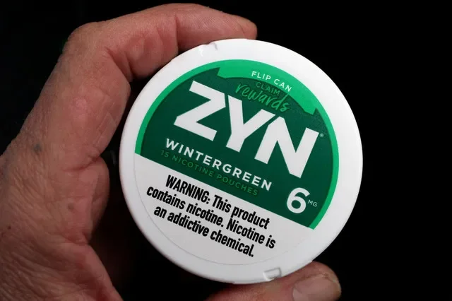 FILE PHOTO: A package of Zyn nicotine pouches in a photo illustration in New York City, U.S., March 27, 2026. REUTERS/Mike Segar/File Photo