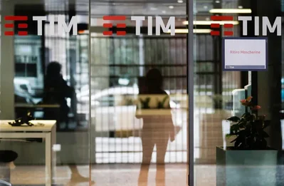 Poste Falls Short of TIM Delisting Threshold