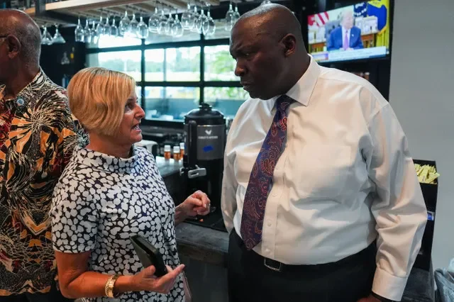 Mayoral candidate Loranne Ausley talks with Daryl Parks at Earley’s Kitchen on Friday, Aug. 28, 2026.