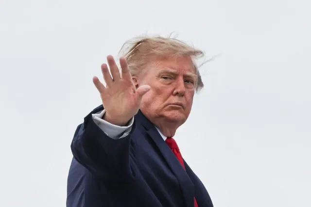 U.S. President Donald Trump arrives to board Air Force One for travel to Tennessee from Joint Base Andrews, Maryland, US, September 26, 2026. REUTERS/Jonathan Ernst