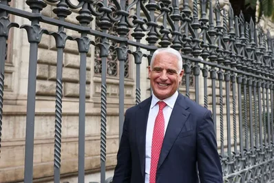 UniCredit เล็งปรับโครงสร้างบอร์ด Commerzbank ในเดือนมกราคม