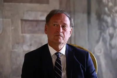 El juez Alito se inhibe en caso climático petrolero