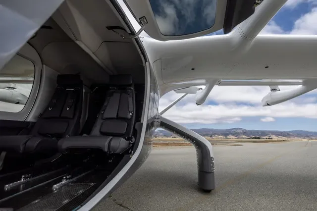FILE PHOTO: Midnight, an all-electric aircraft from company Archer Aviation, is seen at the Salinas Municipal Airport in Salinas, California, U.S. August 2, 2023.