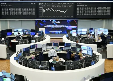 هبوط الأسهم الأوروبية مع تراجع البنوك لأدنى مستوياتها