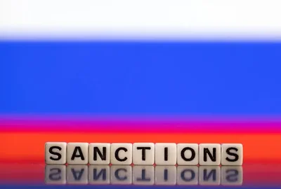 El Reino Unido apunta a las finanzas y a la flota en la sombra de Rusia