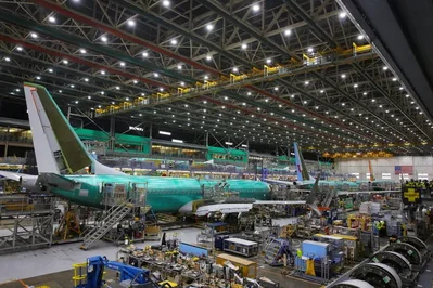 Avolon تطلب 250 طائرة من Boeing وAirbus