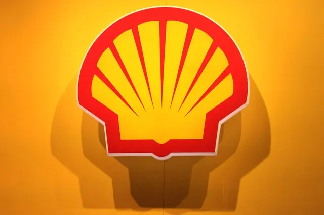 FILE PHOTO: The logo of British multinational oil and gas company Shell is displayed during the LNG 2023 energy trade show in Vancouver, British Columbia, Canada, July 12, 2023. REUTERS/Chris Helgren/File Photo