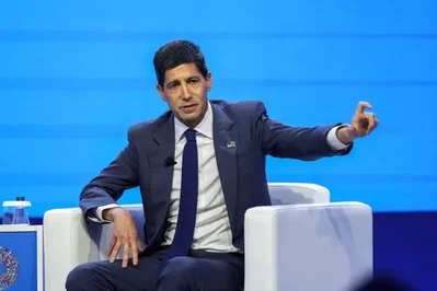 Federal Reserve Chairman Kevin Warsh stated he does not prejudge upcoming interest rate decisions. Speaking in Bangkok, he offered no preview on whether rates will hold steady in October.