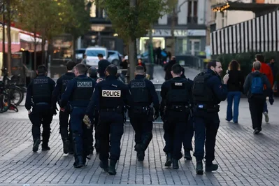 Manifestantes franceses marchan por el alza de costos