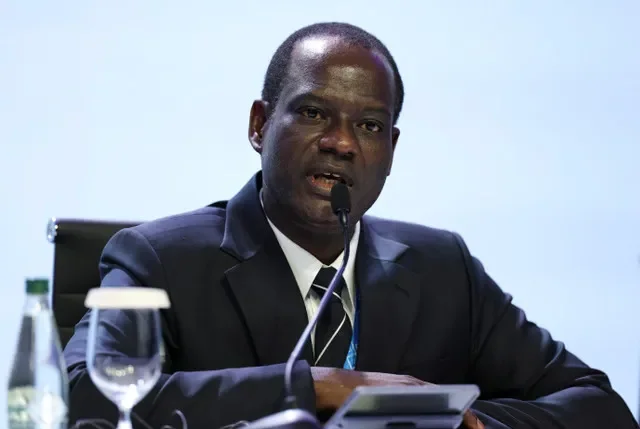 O ministro das Finanças e ministro coordenador da Economia da Nigéria discursa durante uma coletiva de imprensa do G24 nas Reuniões Anuais de 2026 do FMI e do Banco Mundial no Centro Nacional de Convenções Rainha Sirikit (QSNCC) em Bangkok, Tailândia, em 13 de outubro de 2026. REUTERS/Athit Perawongmetha