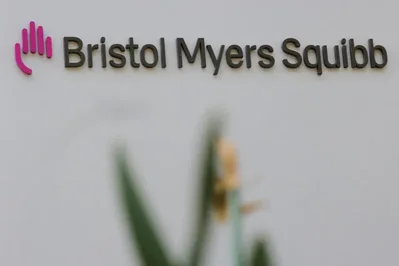 Bristol Myers รายงานพบผู้ป่วยเสียชีวิตในการทดลองการบำบัดด้วยเซลล์