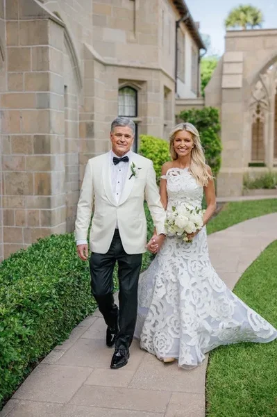 Apresentadores da Fox Sean Hannity e Ainsley Earhardt se casam