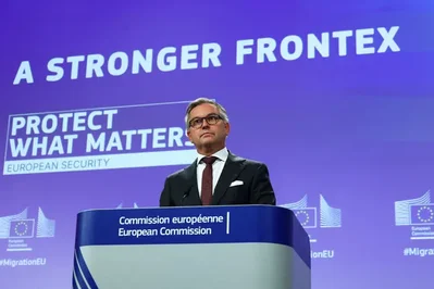 La UE propone ampliar la fuerza de Frontex