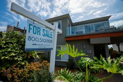 US New Home Sales Fall in September