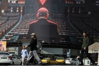 Netanyahu alega fraude eleitoral em eleição estagnada
