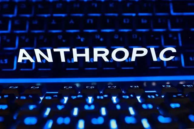 資料照片：2026年10月19日拍攝之Anthropic商標與鍵盤插圖。路透社/達多·魯維奇/插圖/資料照片