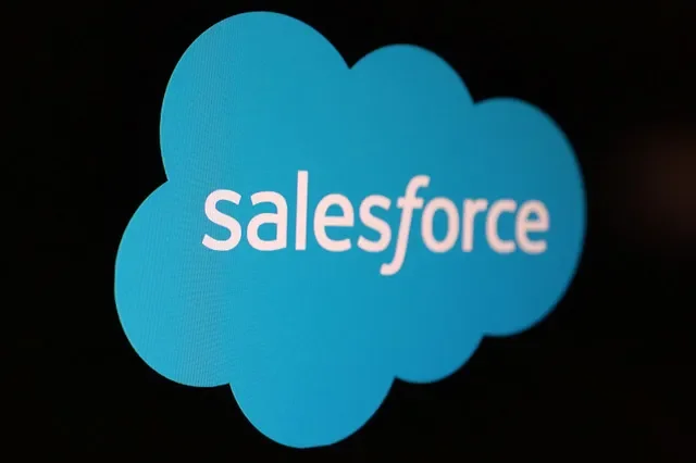 資料照片:2025年8月5日拍攝的插圖中可見Salesforce標誌。路透社/達多·魯維奇/插圖/資料照片