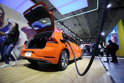 VW suspende desenvolvimento do novo Golf elétrico