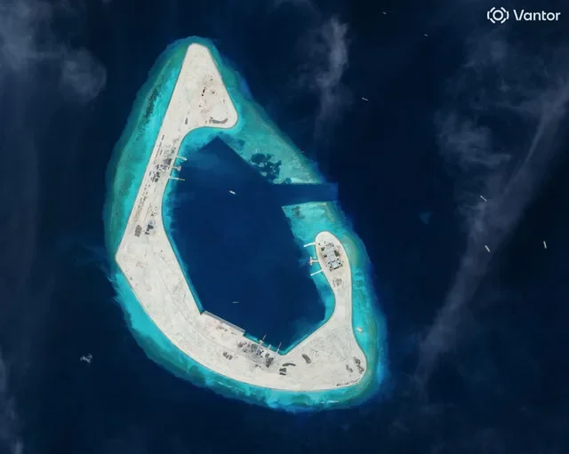 A satellite view of Antelope Reef in the South China Sea September 25, 2026. Vantor/Handout via REUTERS THIS IMAGE HAS BEEN SUPPLIED BY A THIRD PARTY. NO RESALES. NO ARCHIVES. MANDATORY CREDIT. DO NOT OBSCURE LOGO.
